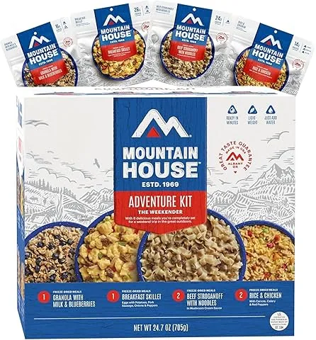 Mountain House Adventure Weekender Kit | Comida liofilizada para acampar y mochileros | 12 porciones