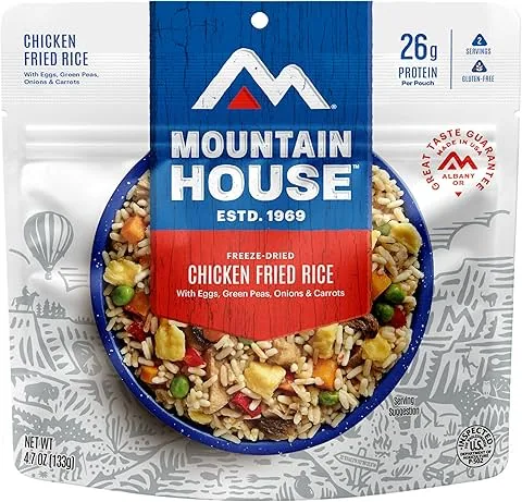 Mountain House Arroz frito con pollo | Comida liofilizada para mochileros y camping | 2 porciones | Sin gluten