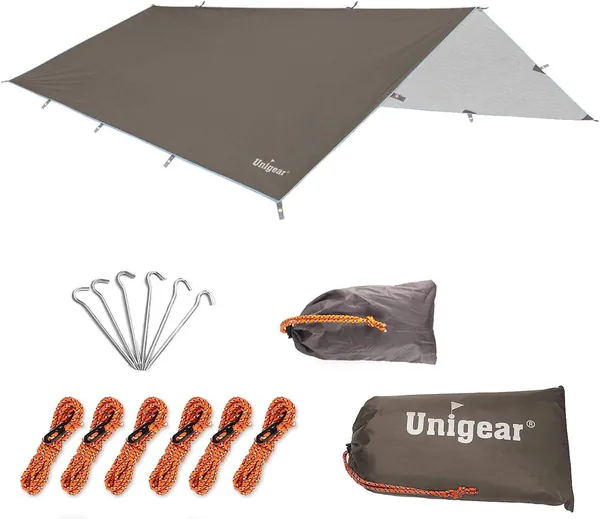 Unigear Tarp 3x4 Lona Impermeable con Ojales 6 Cuerdas y 6 Clavos — kit de emergencia DANA en una casa rural